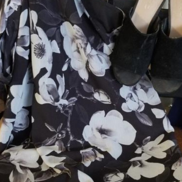 EXPRESS One Shoulder Sleeveless Lined Bow Floral Dress Holiday - Picture 9 of 9